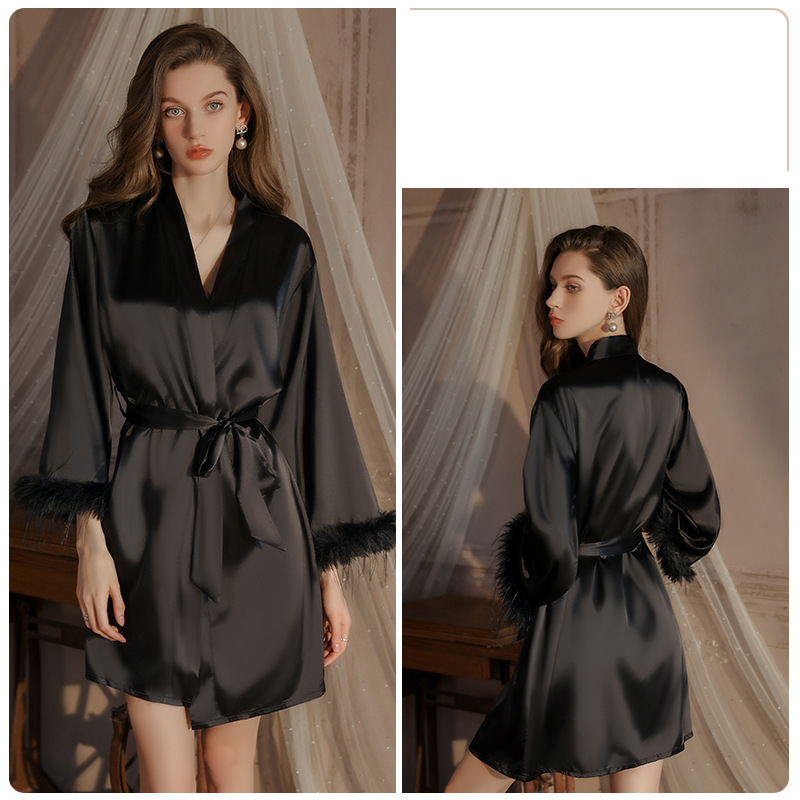 Rose Büyük Beden Ev Giyim Takımı - Saten Kenarlı Sabahlık ve Ayarlanabilir Askılı Gecelik, Kadınlar İçin Minimalist Gecelik (Siyah/Beyaz/Pembe/Lavanta)"_voghion.com