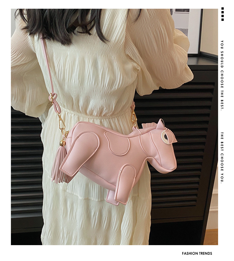 Design alla moda da donna, bambola carina, personalità divertente, marchio trendy, forma cartoon monospalla, borsa a tracolla in pony_voghion.com