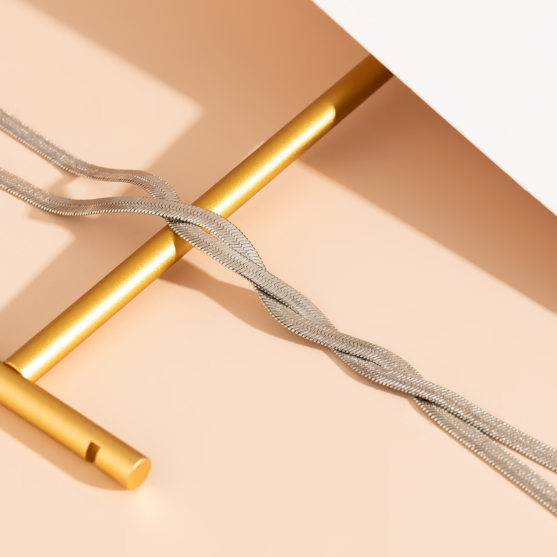 Dames sieraden hiphop metalen wind snake bone chain ketting trend geometrisch lang geweven sleutelbeen ketting_voghion.com