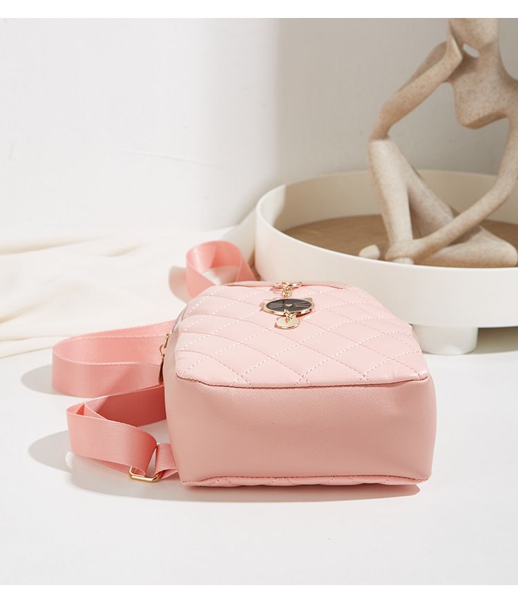 Women's 2024 New Women's Leather Diamond Chest Versatile Shoulder Bag_voghion.com