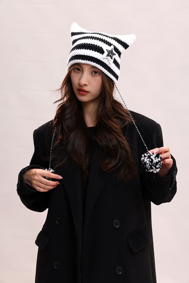 Abi-Stil handgemachte süße Fünf-Sterne-Katzenohrstreifen Dämon Wärme Abdeckung gestrickte Ball Pullover Hut weiblich_voghion.com