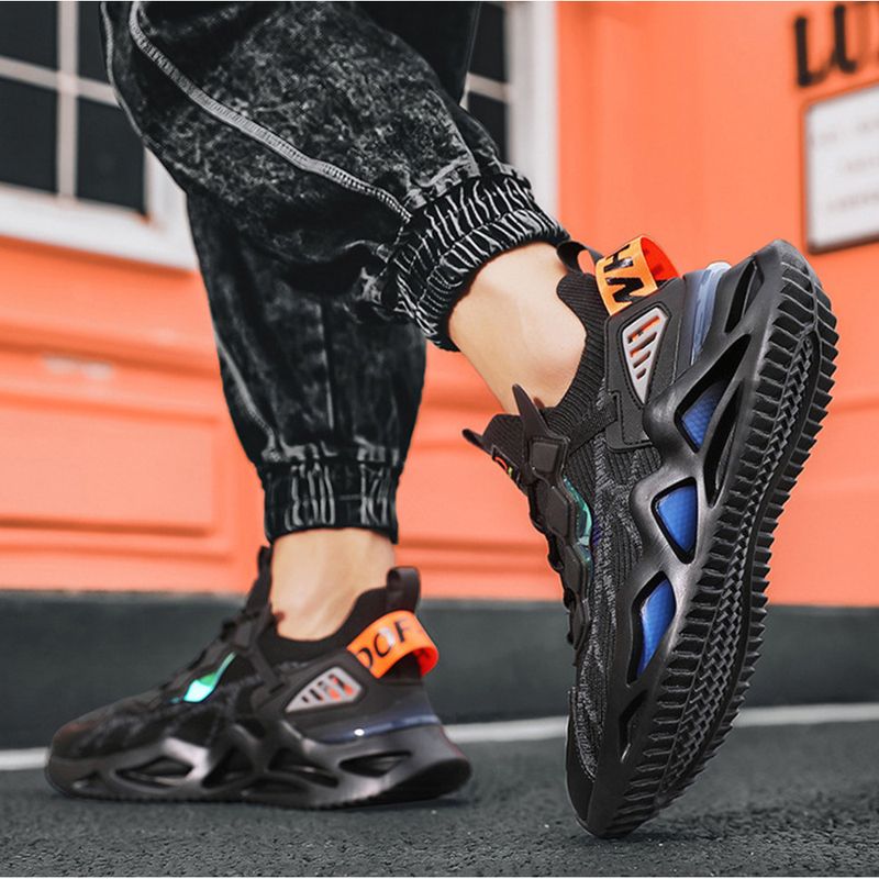Grandi calzini da corsa traspiranti per la primavera 2024 nuovi casual con tessuto a mosca, scarpe da uomo alla moda_voghion.com