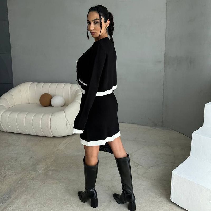 Combinaison boutonnée à manches courtes et taille cintrée pour femme Yues - Tenue deux pièces décontractée et élégante en noir, gris, blanc et nude (S/M/L)_voghion.com