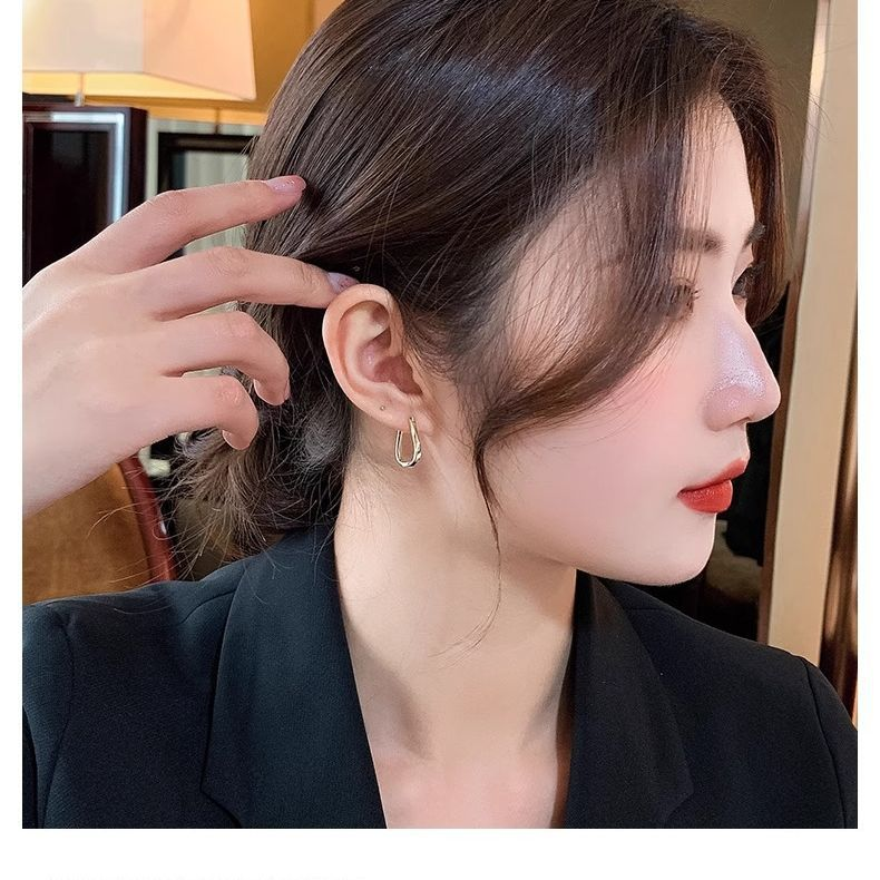 S Silver Needle Twisted Strip 2023 New Trendy Hoop Simple High-end Elegant Earrings Jewelry_voghion.com