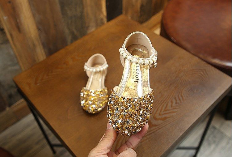 Außenhandel kinder Sandalen 2025 Sommer Neue Mädchen Strass Quadratischen Kopf Prinzessin Leder Schuhe Student Bogen Tanz Schuhe_voghion.com