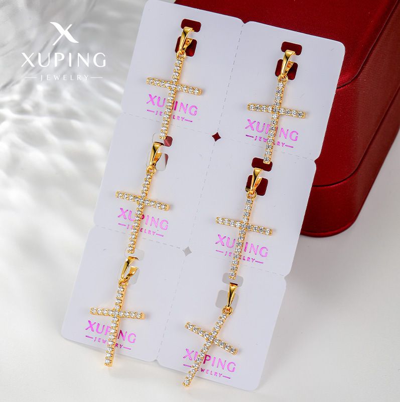 Xuping Yeni Moda Basit Yüksek Kaliteli Alaşımlı Elektroliz Altın Kaplama Zirkonyum Haç Kolye Ucu_voghion.com