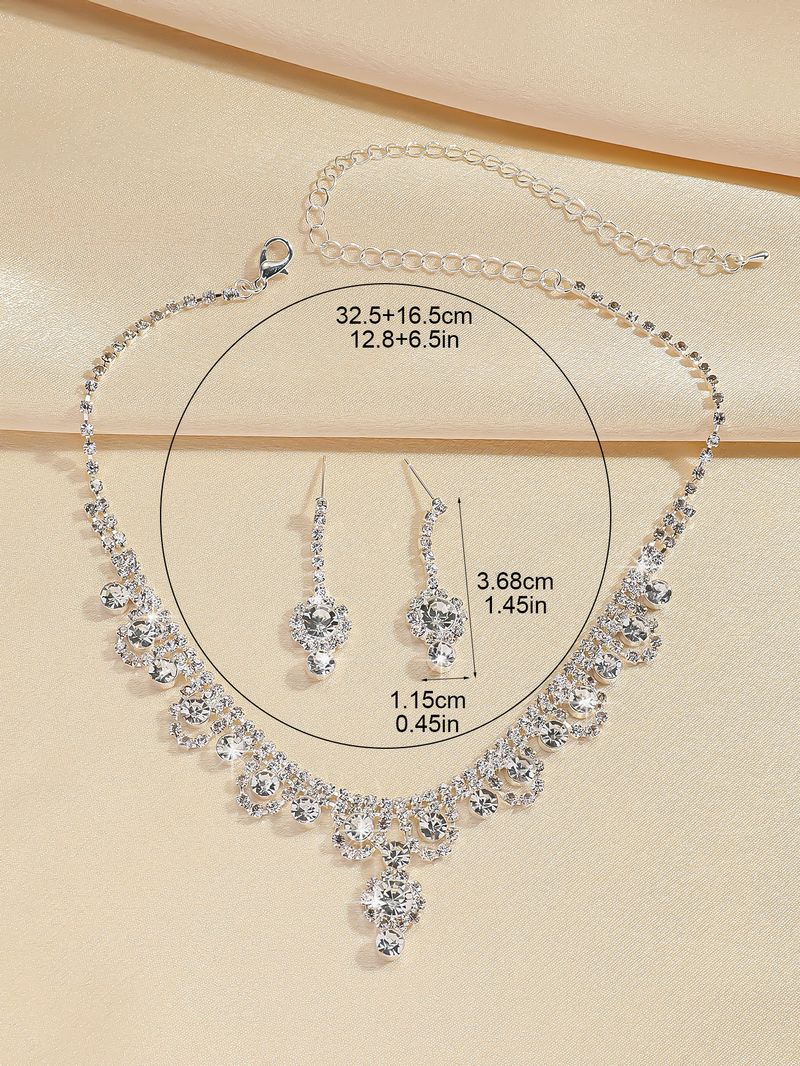 halsbandsset örhänge smyckesset bankettklänningsset halsband moderiktigt brudsmycken_voghion.com