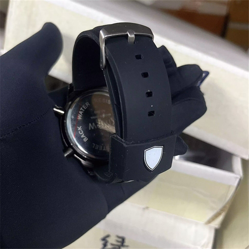 Reloj deportivo multifunción con doble horario y correa de goma para hombre de XINEW_voghion.com