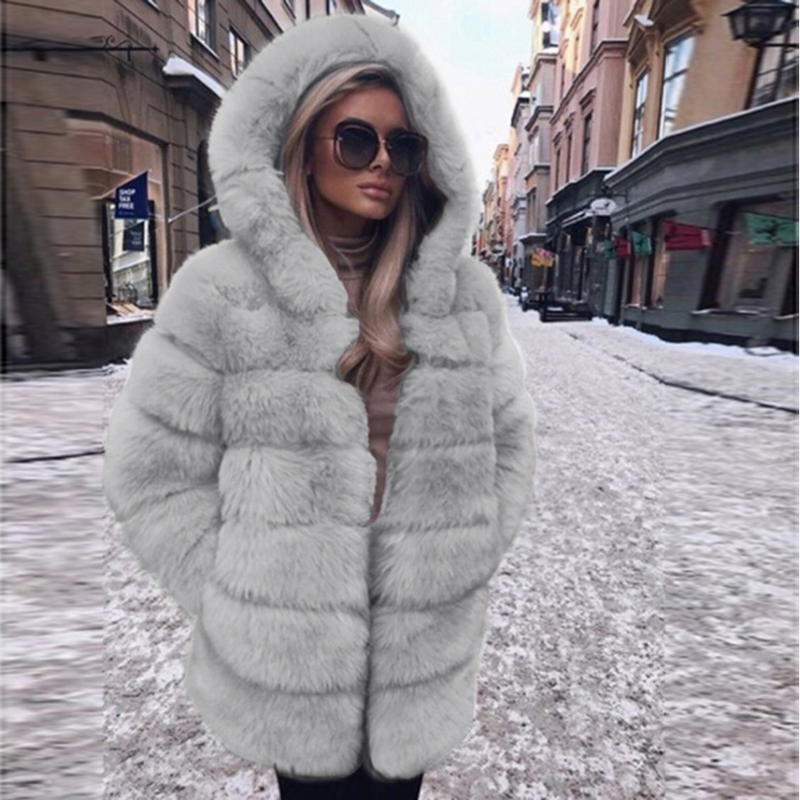 Pelliccia da donna Pelliccia di volpe a maniche lunghe con cappuccio_voghion.com