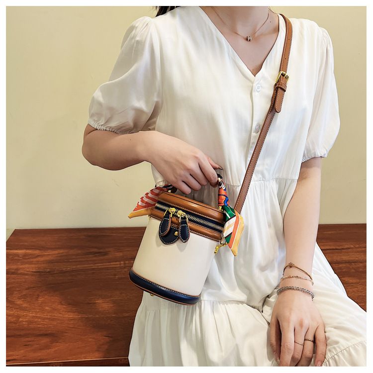 Eimer Tasche Damen Sommer 2024 neue Nischen Design Zylinder Tasche Handtasche Umhängetasche_voghion.com