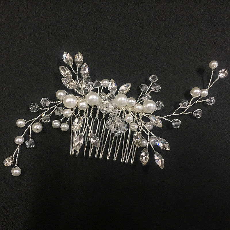 Women's Jewelry pearl hair combs, white crystal tiaras, banquet hair accessories, bridal tiaras and combs wholesale_voghion.com