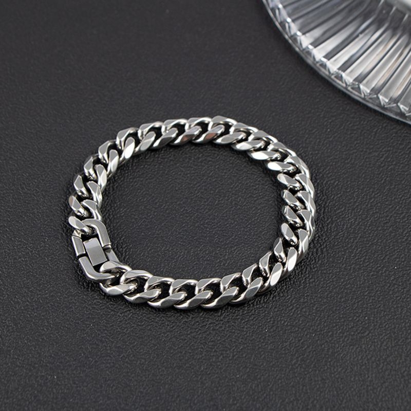 Bracciale da uomo in titanio cubano alla moda a sei lati in acciaio inossidabile spesso e lucidato di precisione CE618_voghion.com