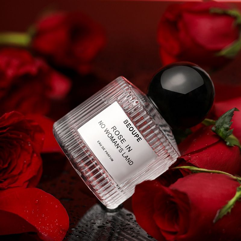 El perfume Tiktok Net Red Unmanned Area Rose Lady es un eau de toilette fresco, natural y duradero de Vietnam_voghion.com