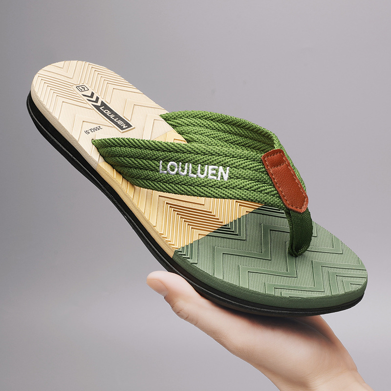 Nuovo stile di abbigliamento estivo, pantofole da spiaggia casual alla moda da uomo con motivo a spina di pesce, con clip sui piedi, pantofole fresche per uso domestico_voghion.com