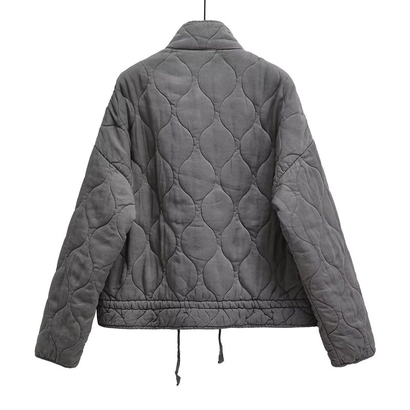 Vintage-inspirierte Steppjacke für Damen – Gemütlicher, locker sitzender Mantel mit Stehkragen und klassischem Schachbrettmuster (Grau, Schwarz, Beige, Khaki)_voghion.com