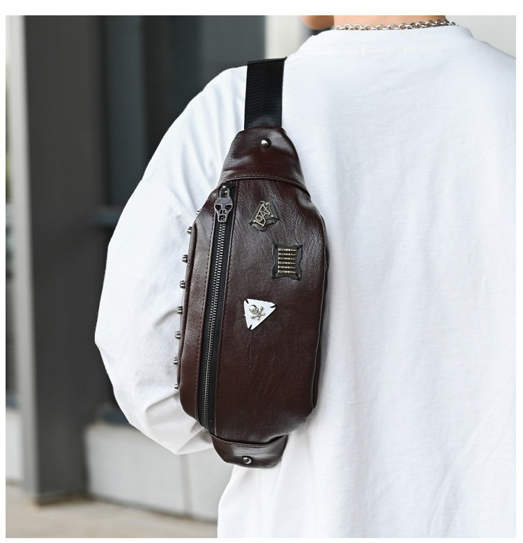 Männer brusttasche punk stud vintage umhängetasche mode PU multifunktionale gürteltasche straße lässig umhängetasche männer_voghion.com