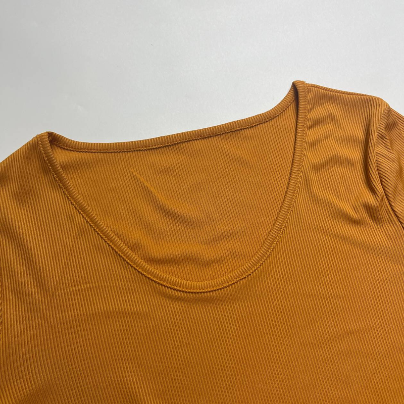 Vestito in maglia tinta unita autunno e inverno 2024 da donna europeo, set con gonna a maniche lunghe e maglietta, set due pezzi_voghion.com