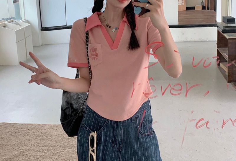 Ženska poletna majica s kontrastnimi rokavi in polo ovratnikom, ohlapna kroja, nišna in elegantna kratka majica_voghion.com