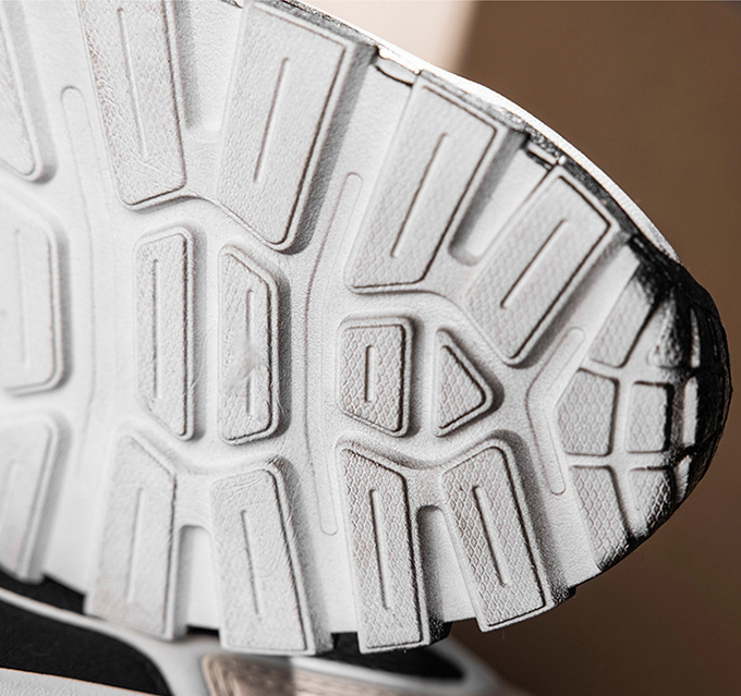 Spring and Autumn Breathable Cloth Surface Casual Shoes Thick soled Tall Dad Shoes Men's Trendy Versatile Sports Shoes_voghion.com