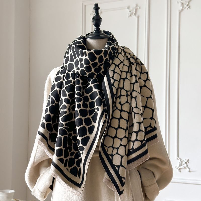 Retro High End Texture Imitation Cashmere Scarf Women Autumn And Winter Thick Warm Windproof Cold Resistant Student Neck Shawl_voghion.com