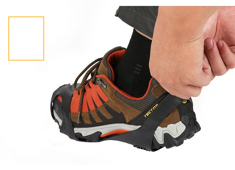 Sports & Entertainment crampons shoe covers 10 nail crampons snow claws snow ice surface snow claws shoe covers shoe chain snow village supplies_voghion.com