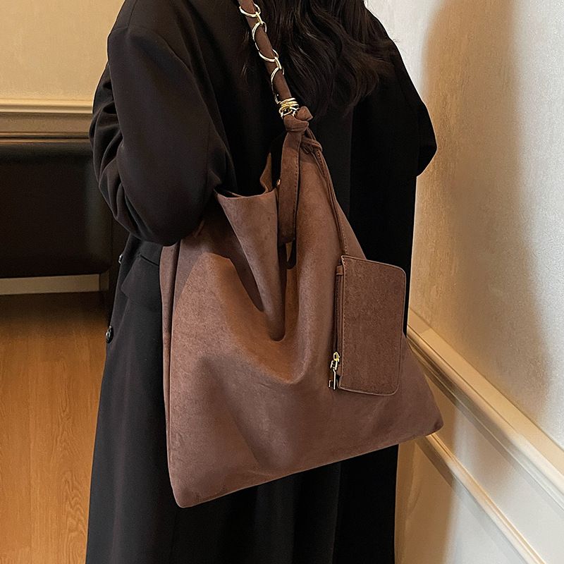 Borsa a tracolla casual in pelle scamosciata di grande capacità per le donne 2025, nuova borsa a tracolla da pendolare, secchiello_voghion.com
