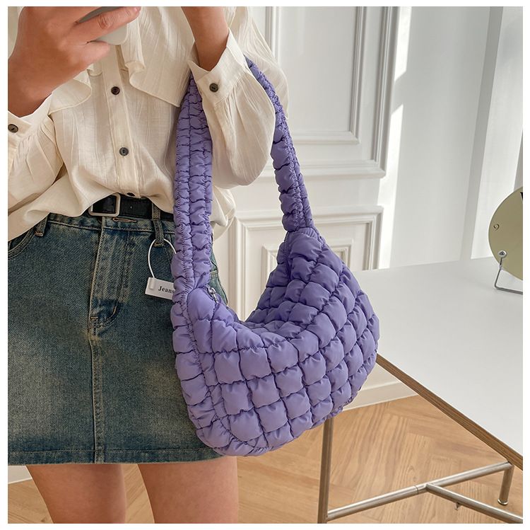 Borsa a tracolla elegante da donna con design antirughe, tessuto Oxford leggero, chiusura con cerniera, dimensioni medie per l'uso quotidiano, borsa Macaron Cloud_voghion.com