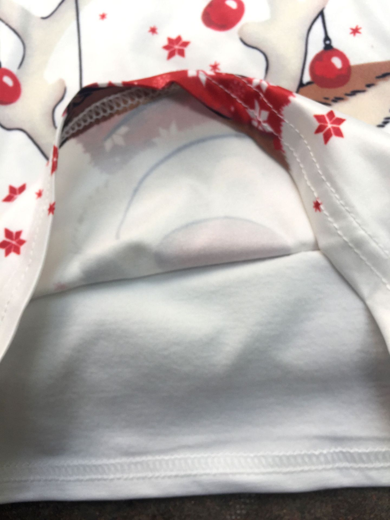 Genitore-figlio con stampa di alci natalizi indossano pigiami a maniche lunghe e set di vestiti per la casa in grandi quantità_voghion.com