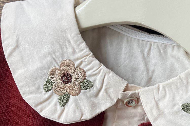 2025 neue modische Kleidung für Mädchen, süßer Blumenpullover für Vorschulkinder, Weste, dreiteiliges Set für Babys im Frühling und Herbst_voghion.com