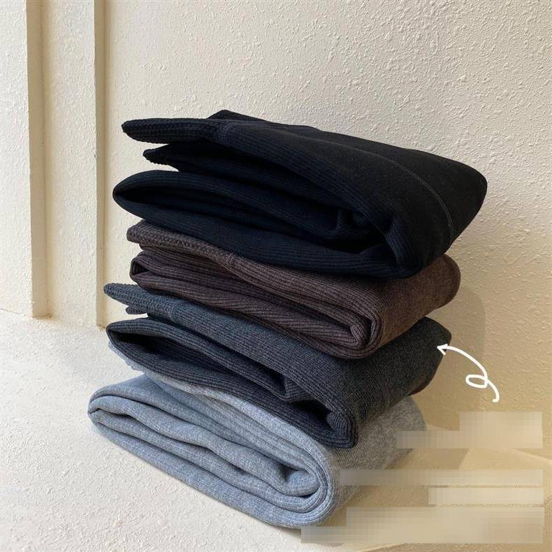 Premium-Leggings aus Samtfleece – Thermostrumpfhosen mit hohem Bund, weichem Futter, mit Fußteil und als wandelbare Ausführung für winterliche Wärme und ganztägigen Tragekomfort_voghion.com