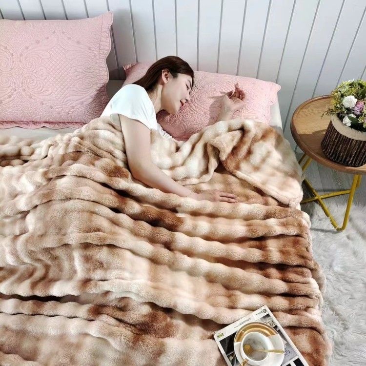 Four Seasons Leisure Blanket Multifunctional Blanket Air Conditioning Blanket_voghion.com