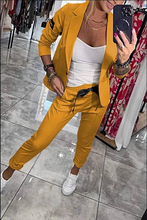 Conjunto de blazer y pantalón a medida para mujer: mezcla de algodón elástico (tallas S-4XL, versátil para la oficina y para salir, en 9 colores)_voghion.com