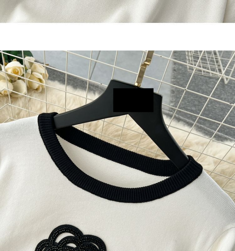 Zweiteiliger Anzug für Damen mit kontrastierendem Farbdesign, Rundhalsausschnitt, lockerem Langarm-T-Shirt und hoch tailliertem, schmalem, mittellangem Rock_voghion.com