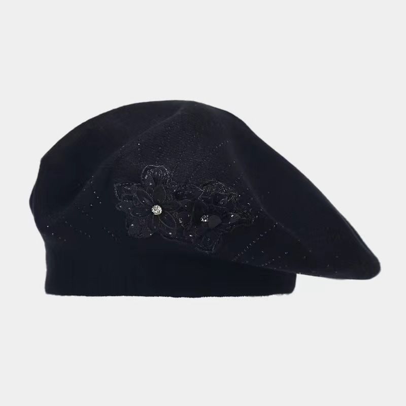 British Style Beret For Women Fashionable Floral Rhinestone Knitted Artist Autumn Winter Trendy Face-Slimming Hat_voghion.com