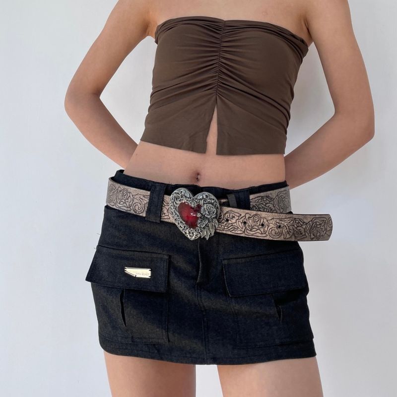 Cintura gotica versatile unisex con scritta in rilievo Love Y2K Spicy Girl in stile punk_voghion.com