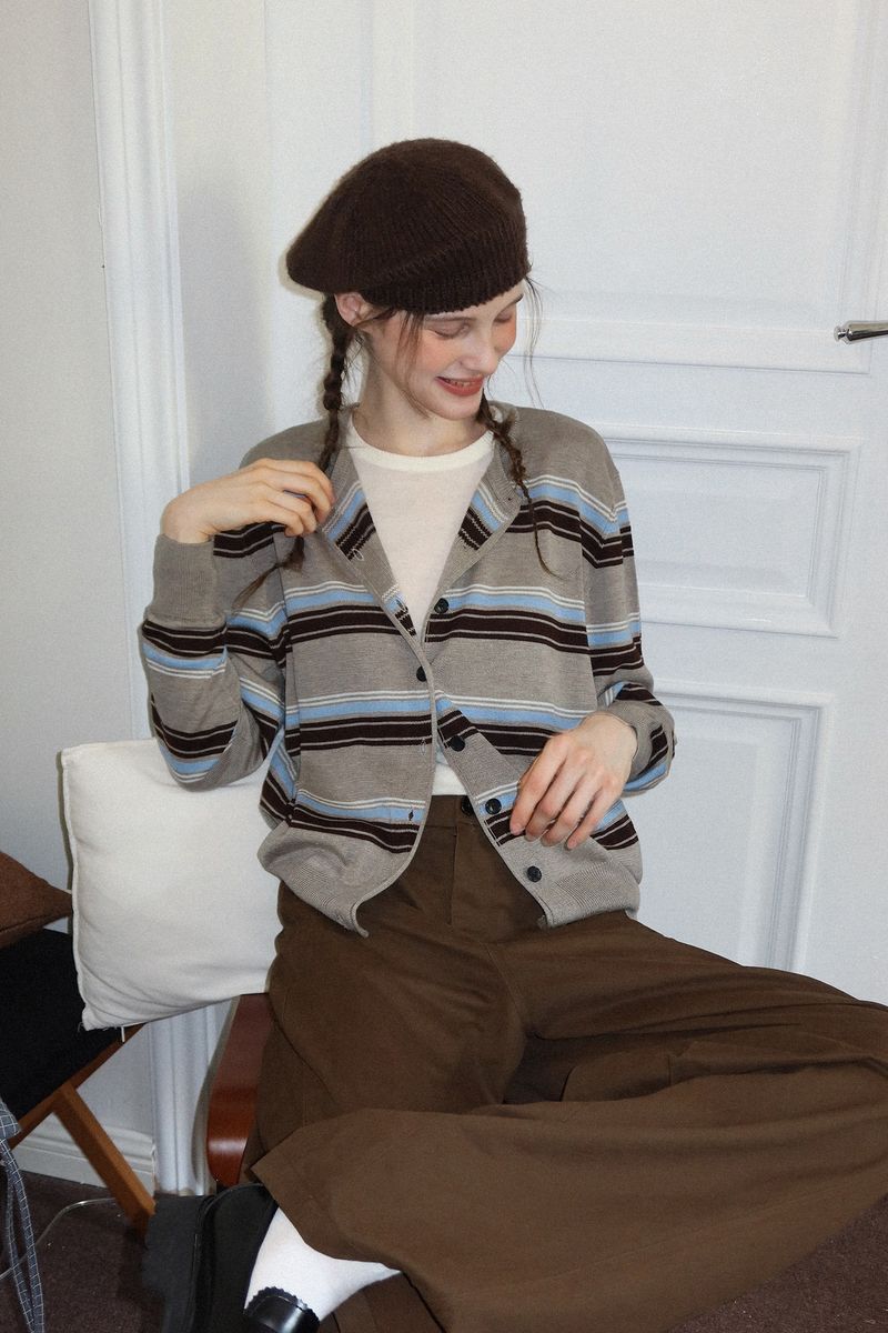 Farbig gestreifte Strickjacke aus weicher Kaschmirmischung für Damen_voghion.com