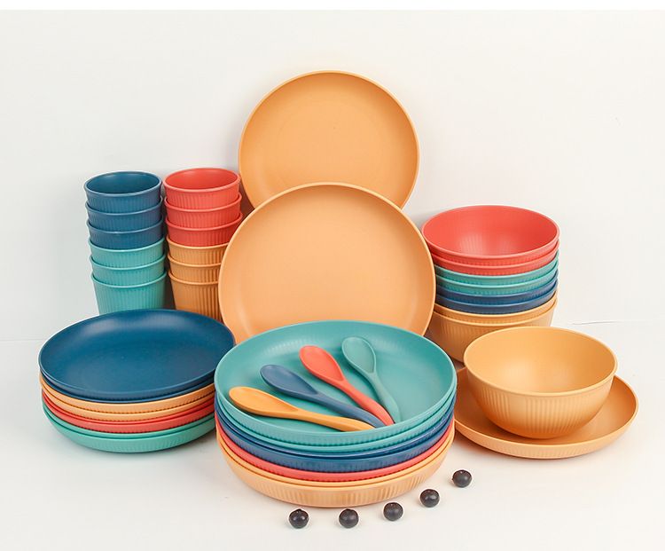 Eco-Friendly Wheat Straw Dinnerware Set – 32-Piece Reusable Plates, Bowls, Cutlery For Home & Travel | Microwave Safe, BPA-Free_voghion.com