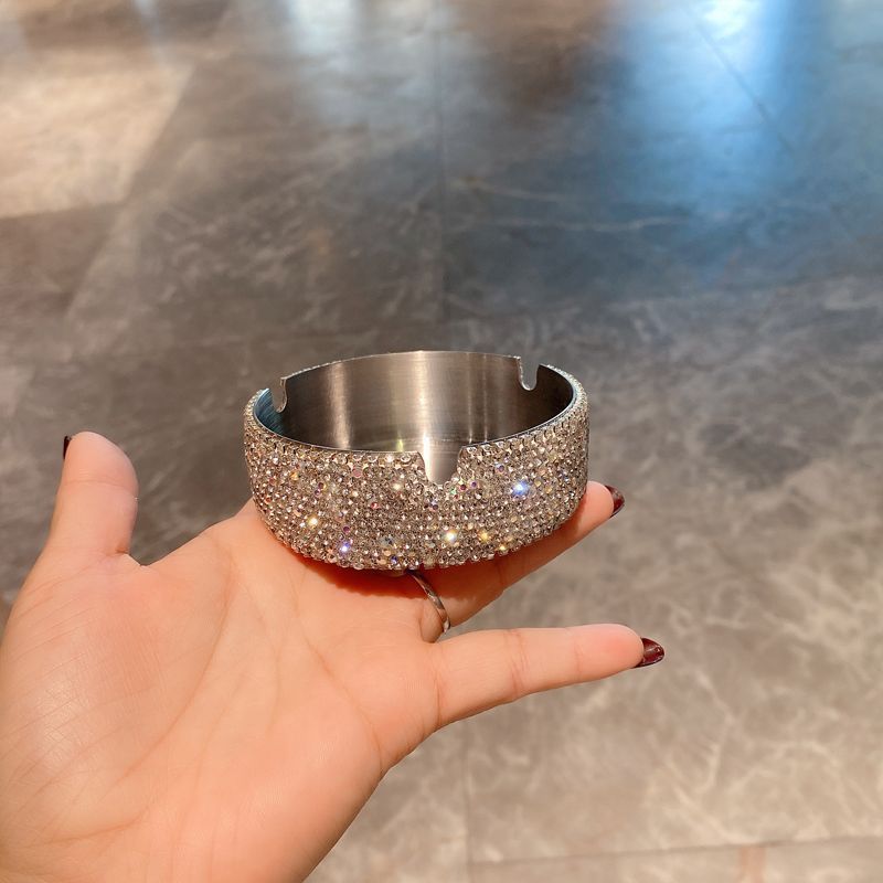 Luxury Stainless Steel Ashtray With Crystal Accents – Modern Office & Home Decor (Elegant Diamond-Cut Design, Smokeless Ash Catcher)_voghion.com