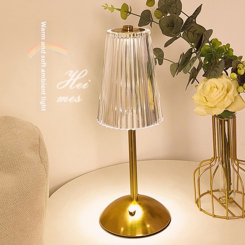 Lampada da comodino in cristallo, atmosfera di lusso, piccola lampada da notte ricaricabile, camera da letto principale, atmosfera di lusso_voghion.com