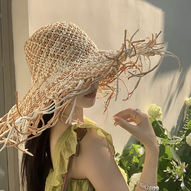 Hot Sale New Summer Wacation Natural Lafite Women's Handmade Woven Beach Straw Hat Tassel Splicing Design_voghion.com