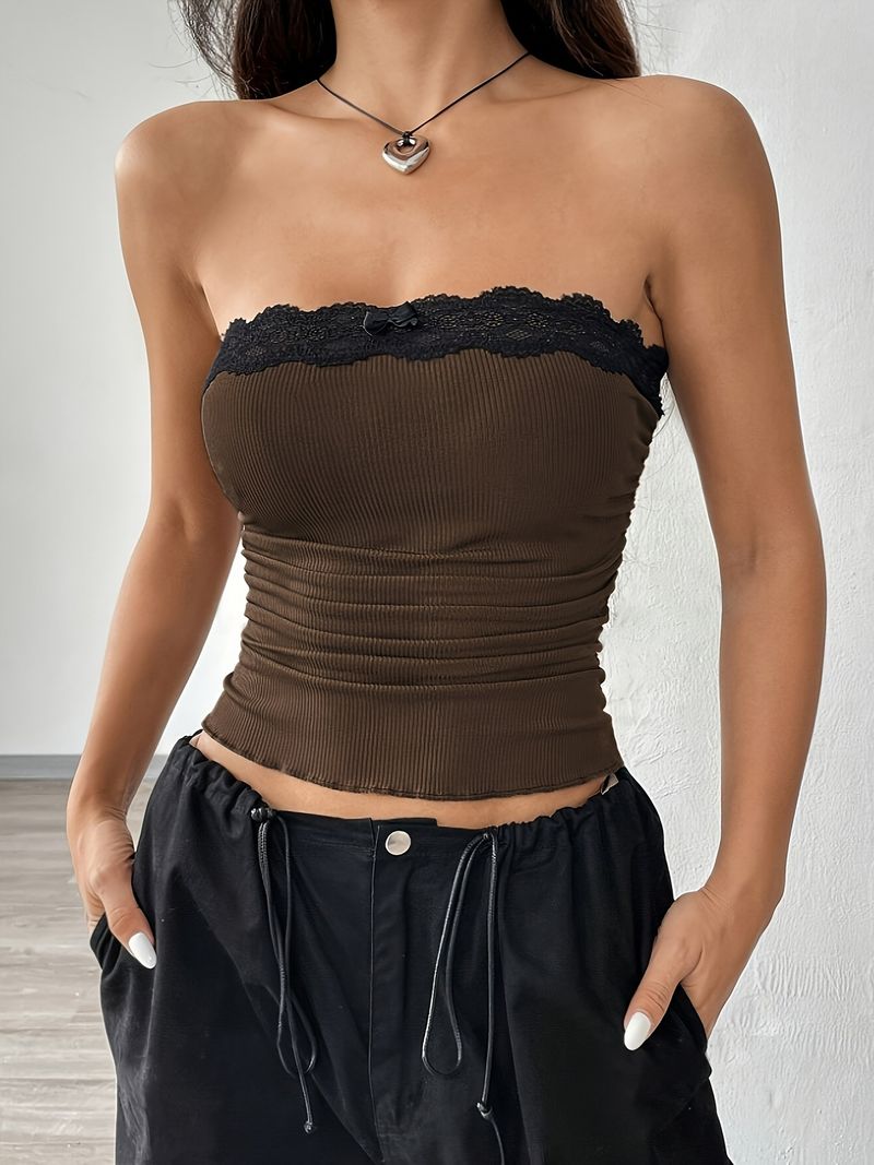 Sexy Hot Girl Top, Wearing Small Tank Top For A Stylish Look, With Lace Stitching On The Inside_voghion.com