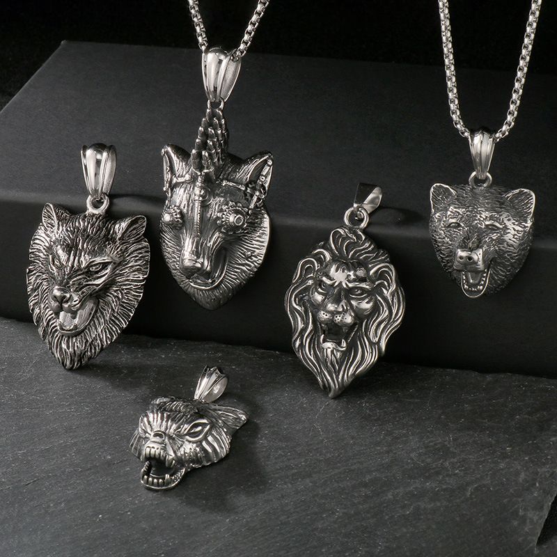 Collana antica a forma di animale da uomo, stile punk, con ciondolo a forma di testa di leone, testa di lupo, volpe, acciaio al titanio_voghion.com