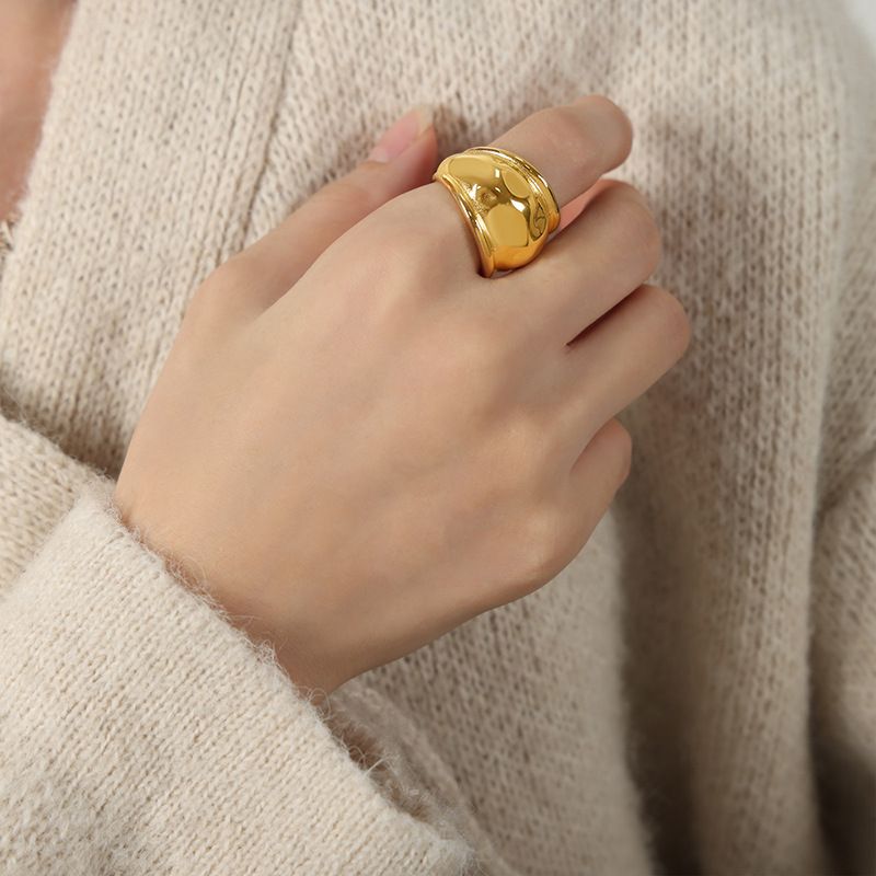 Nischendesign High-End-Ring Mode Vielseitig Titanstahl Vergoldet Persönlichkeit Temperament Offener Ring Schmuck Damen_voghion.com