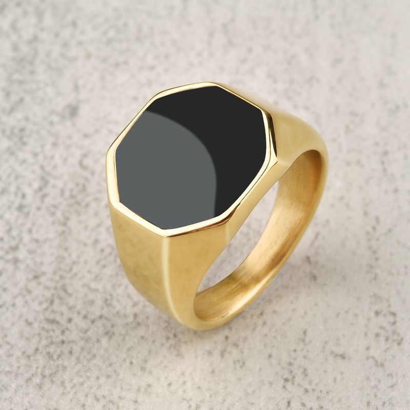 2025 Nuovi arrivi Anelli da uomo Ottagonale Punk Rock Liscio Oro Argento Colore Acciaio inossidabile Anello con sigillo Gioielli da festa_voghion.com