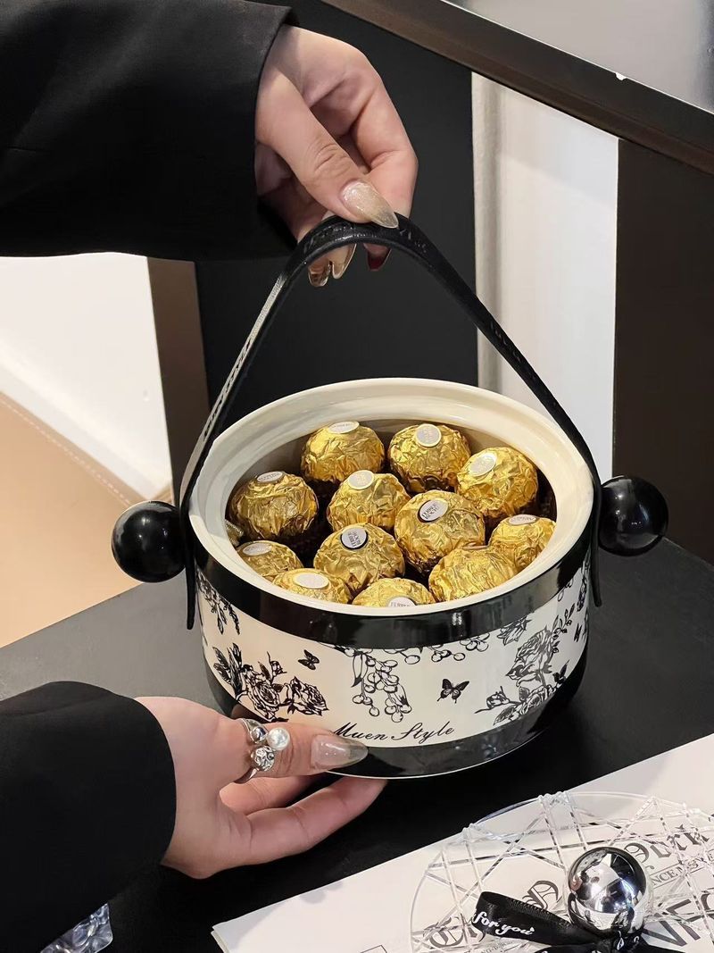 Cestino per la frutta in ceramica con coperchio in acrilico e manico in pelle: vassoio moderno per snack, tavolino da caffè, bancone della cucina e arredamento da sala da pranzo_voghion.com