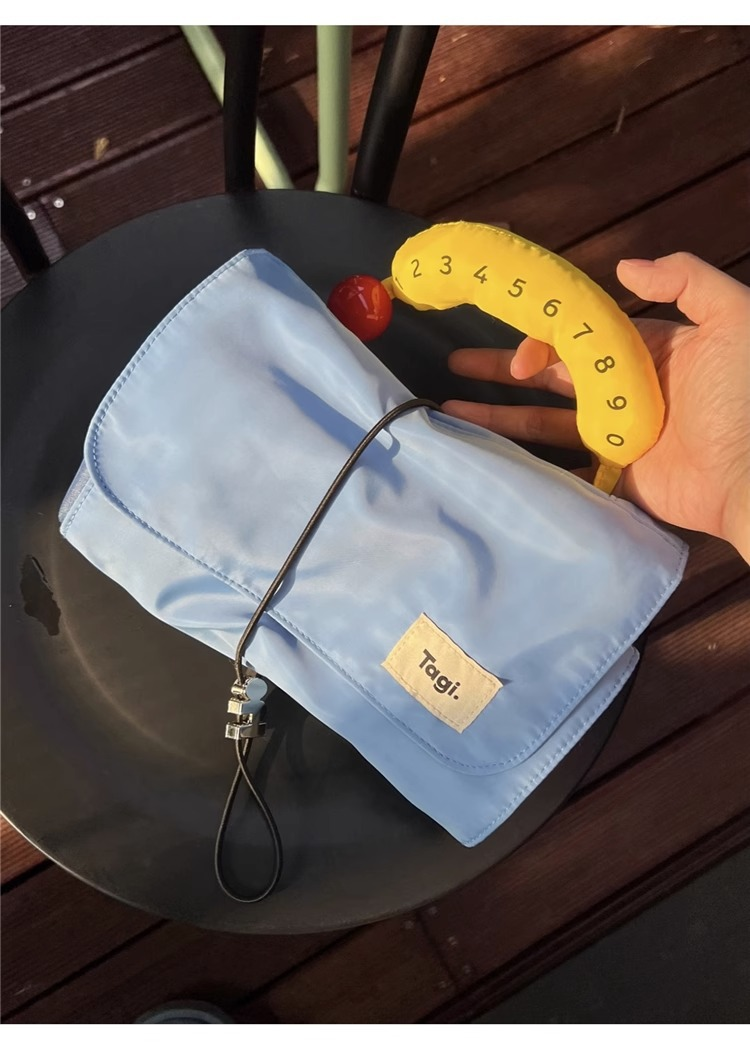 Tagi.Hadou Chicken Rolls Aufbewahrung, süße Make-up-Tasche, tragbare Handtasche mit großer Kapazität_voghion.com