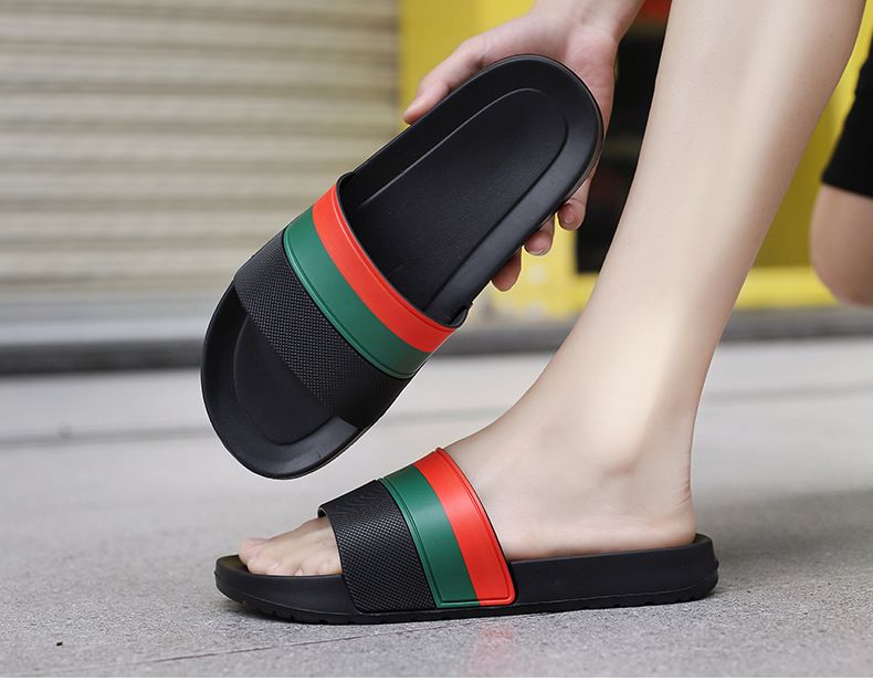 24 nieuwe zomer indoor vrijetijdsmode antislip pantoffels EVA strontgevoel comfortabele ademende sandalen met dikke zolen_voghion.com