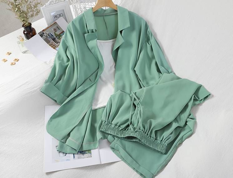 Women's suits fashion spring and summer loose suit collar three-quarter sleeves jacket nine-point wide-leg pants suspenders three-piece suit_voghion.com