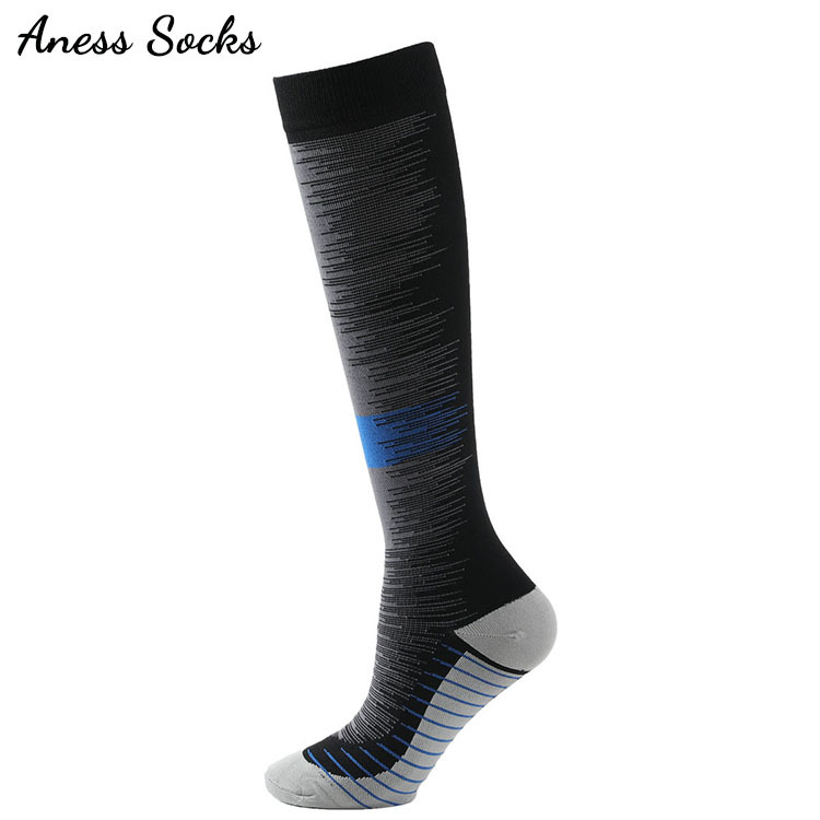 calze a compressione, corda per saltare, calze da corsa lunghe, calze per polpacci da uomo e da donna, calze a pressione per sport professionali all'aperto_voghion.com