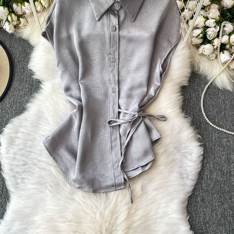 Damenbekleidung Leichtes, reifes Stil Hochwertiges Satin-Jacquard-Revers-Kurzarmhemd Sommerhemd Taillenbund Schlankheitsoberteil_voghion.com